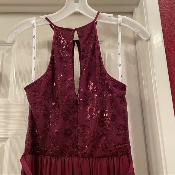 NWT David’s Bridal DB Studio High-Neck Sequin Mesh Gown with Keyhole - Picture 11 of 16